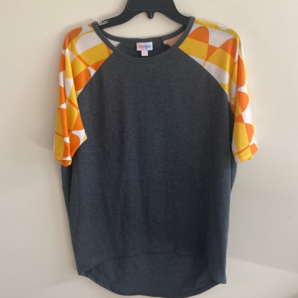 Lularoe Irma Halloween Candy Corn Shirt XXS